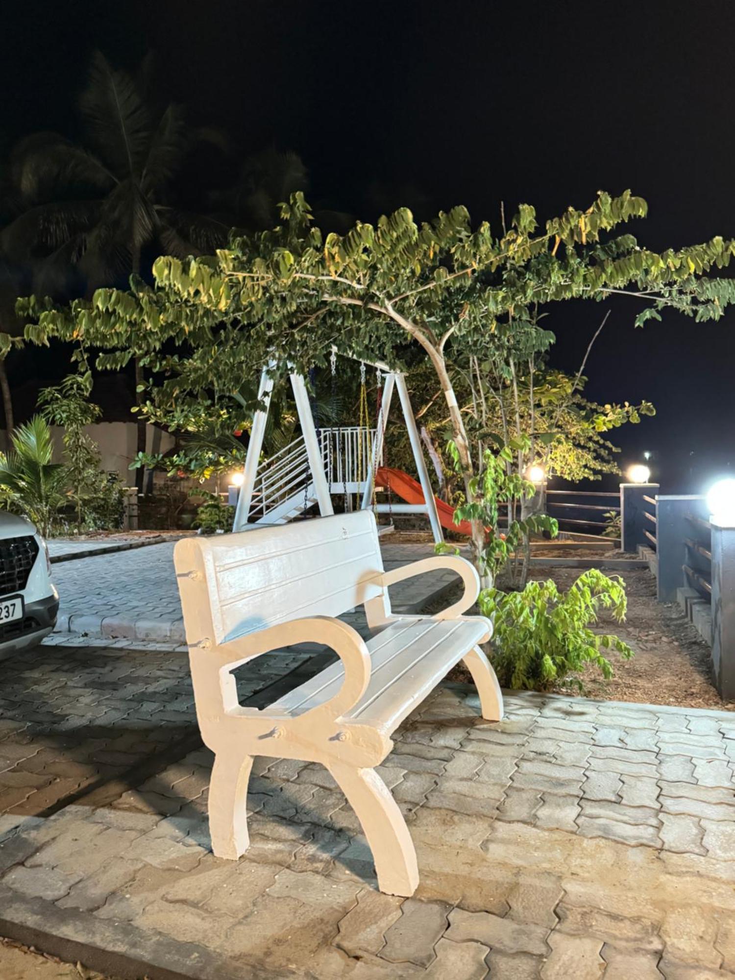 The Backwater Homestay Udupi Eksteriør billede