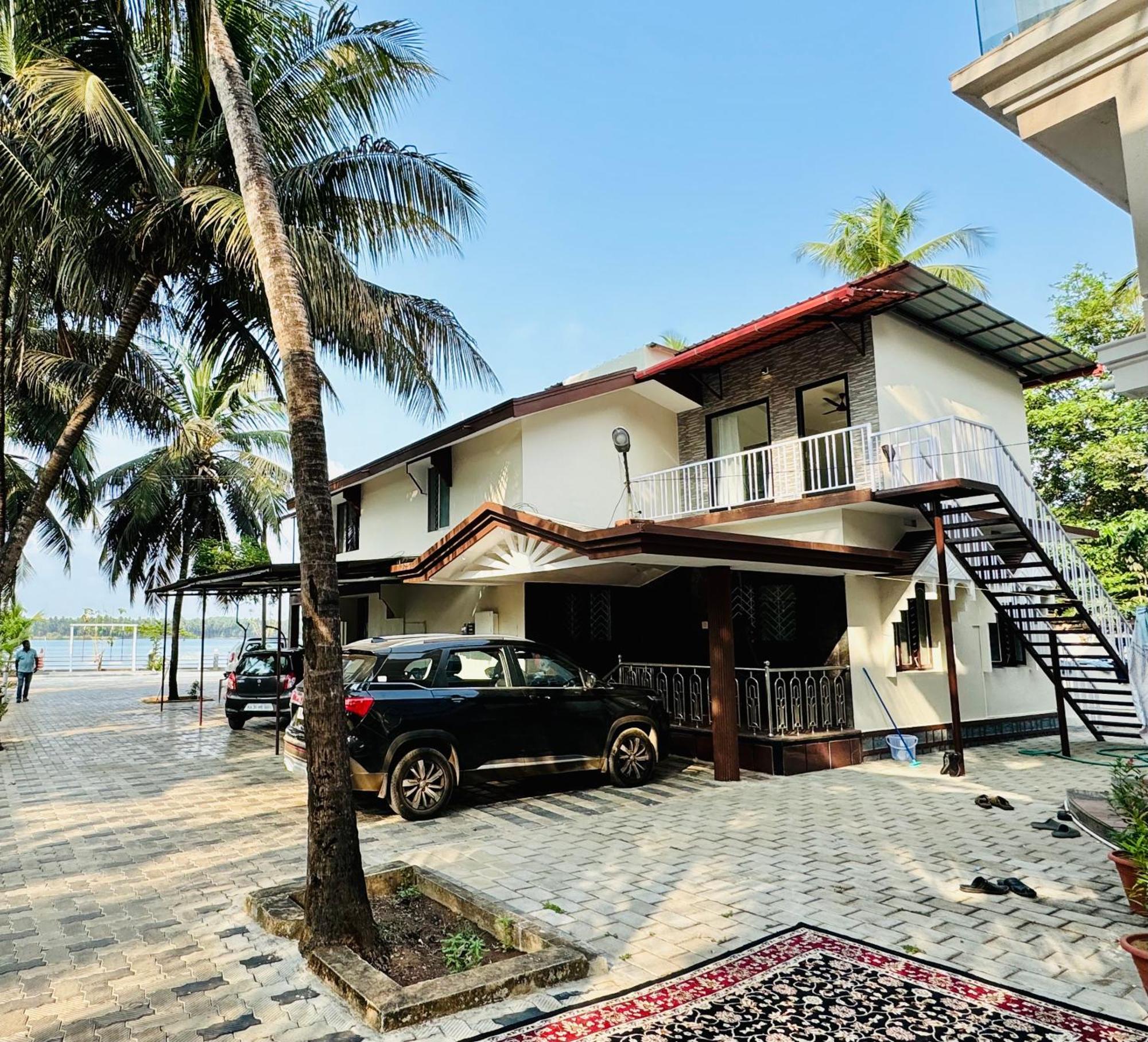 The Backwater Homestay Udupi Eksteriør billede